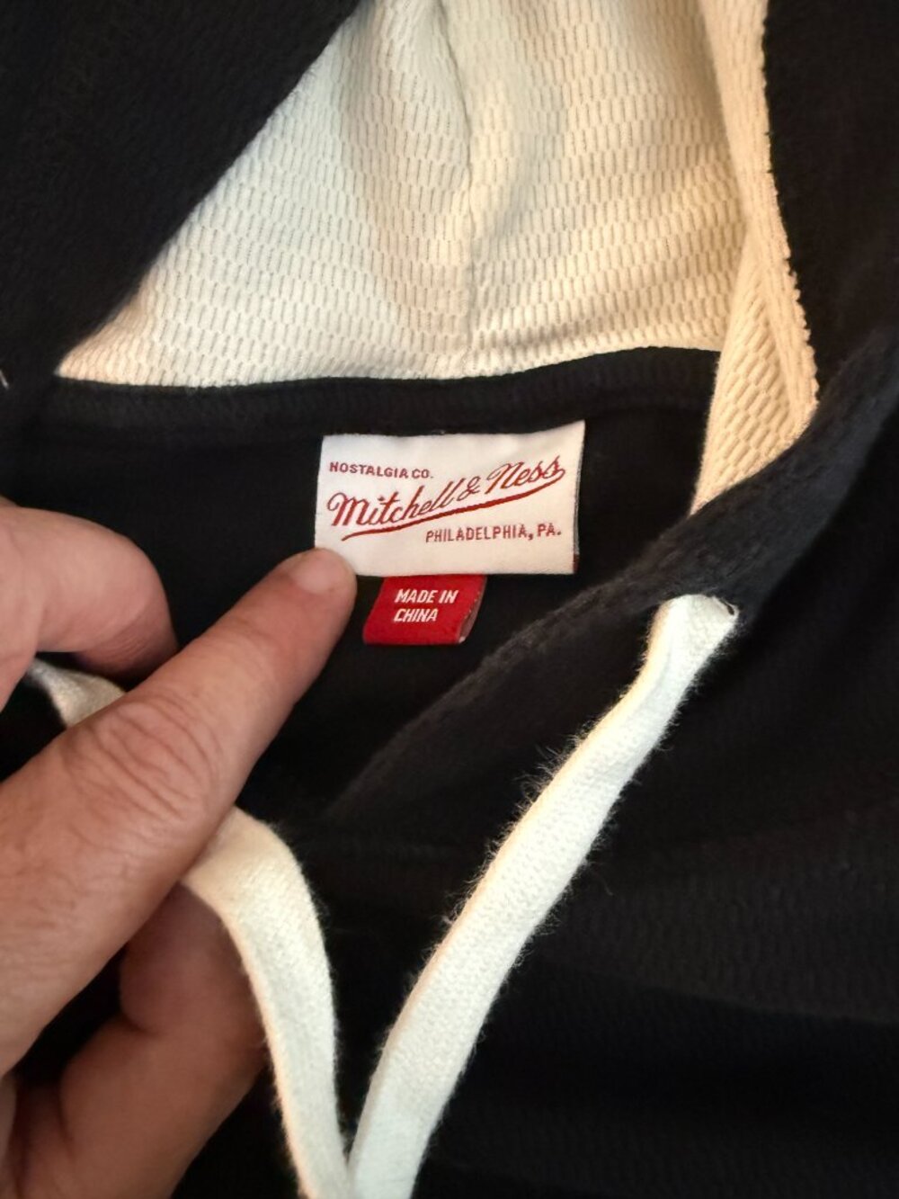 Authentic MLB Giants Hoodie Bought at Giants Stadium. Bonus Polo Hoodie - Picture 7 of 16